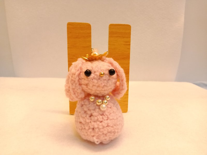 Golden Strawberry Bunny Charm - ที่ห้อยกุญแจ - ผ้าฝ้าย/ผ้าลินิน สึชมพู