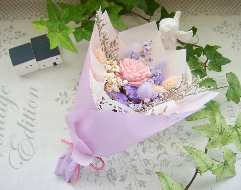 Masako Small Romantic Rabbittail Dry Bouquet Birthday Gift - ช่อดอกไม้แห้ง - พืช/ดอกไม้ สีม่วง