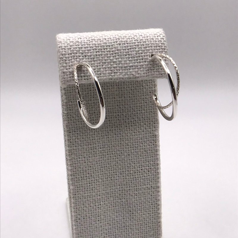 上弦月環型耳環 - 耳環/耳夾/耳骨夾 - 純銀 