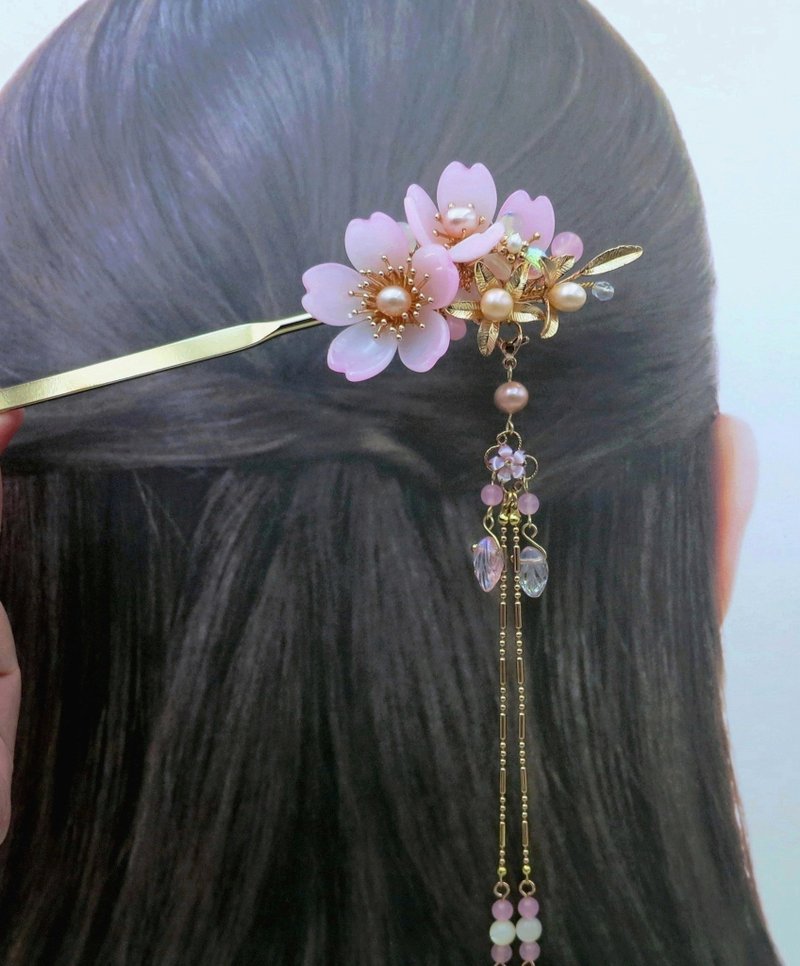 Lemon Handmade Hair Accessories Gradient Pink Cherry Blossom Fringe Hairpin (Fri - Hair Accessories - Colored Glass 