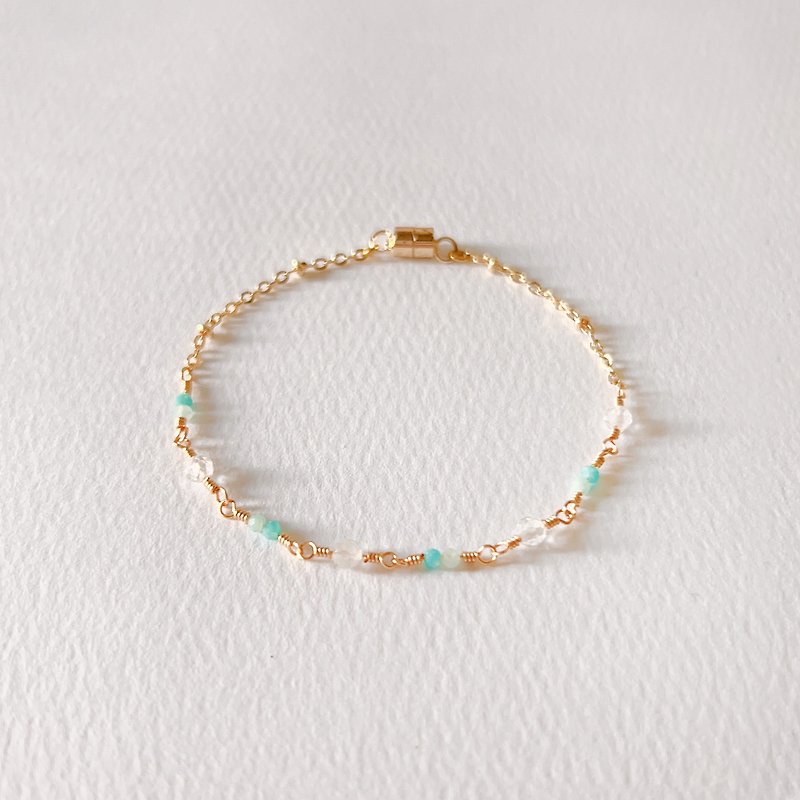 Transparent Air/ Stone and White Crystal/September - Bracelets - Semi-Precious Stones Blue