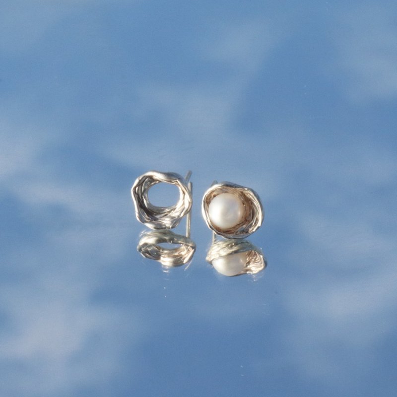 Oyster Collection precious clam series-- precious clam ear acupuncture - ต่างหู - เงินแท้ สีเงิน