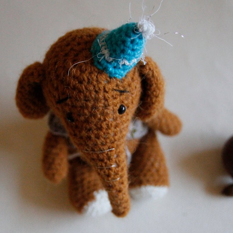 Amigurumi crochet doll: Elephant+vest - Kids' Toys - Wool Yellow
