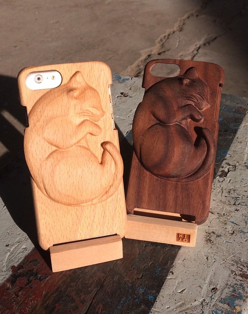 Iphone7/ Iphone7 PLUS Log Phone Case - 3D Model Cat (Alder / Walnut) - Phone Cases - Wood Brown