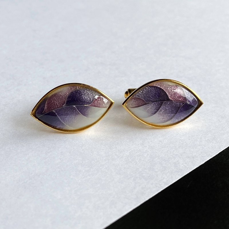 リーフ 【バイオレット　Violet】七宝焼のカフスボタン カフリンクス  純銀胎有線七宝 - カフス・カフスボタン - その他の素材 パープル