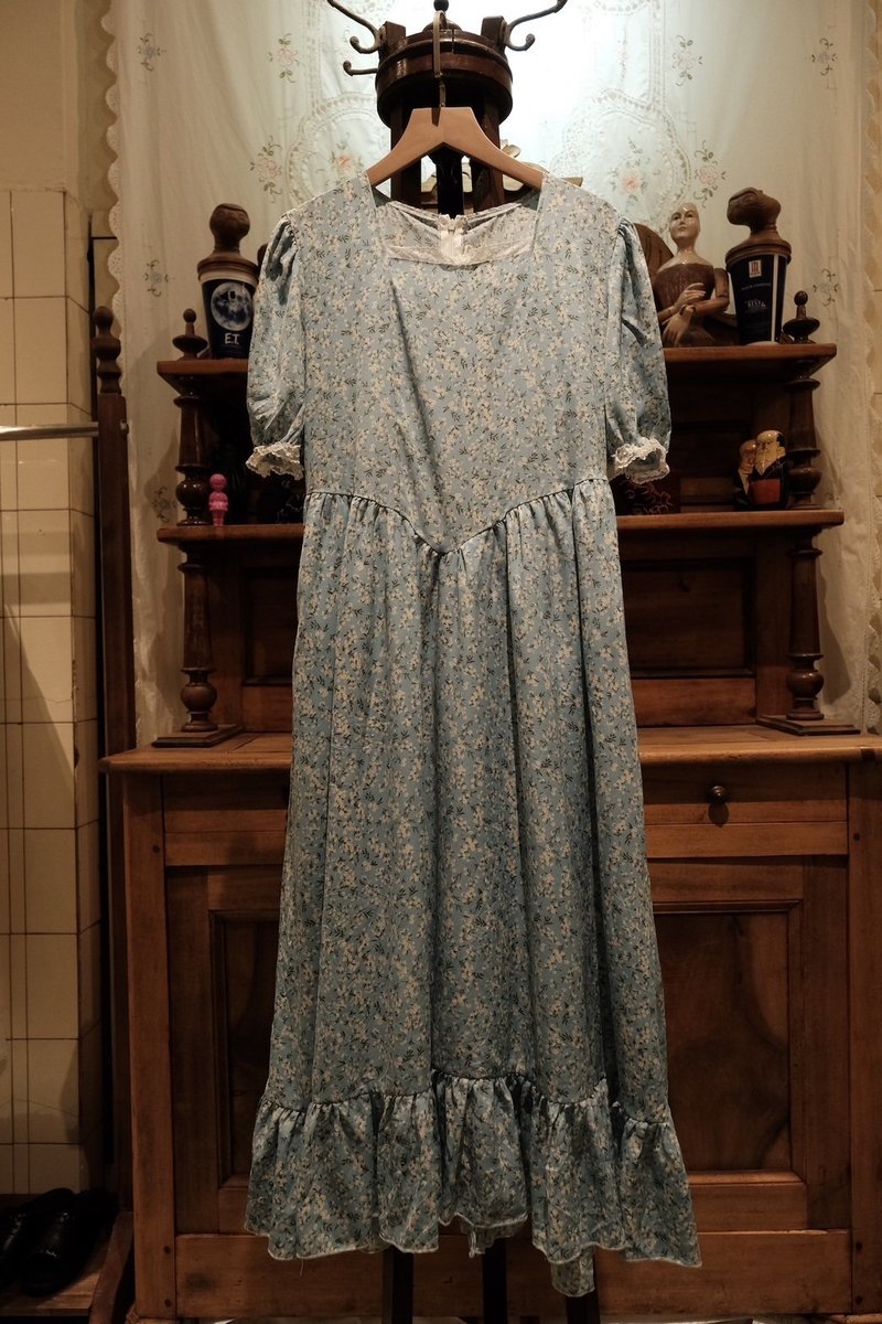 Vintage dress/retro small floral gentle light blue dress - ชุดเดรส - ผ้าฝ้าย/ผ้าลินิน 