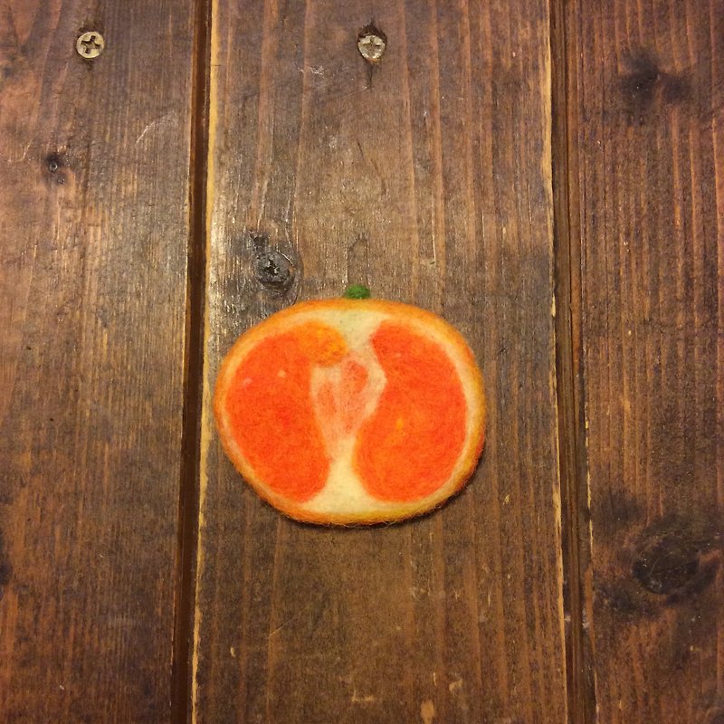 Mandarin orange brooch - เข็มกลัด - ขนแกะ สีส้ม