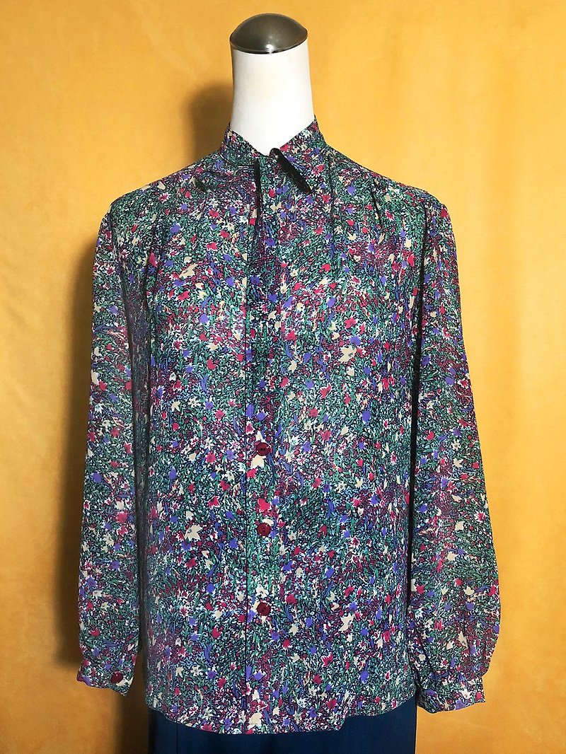 Floral bow tie long sleeve vintage shirt / brought back to VINTAGE abroad - Women's Shirts - Polyester Multicolor