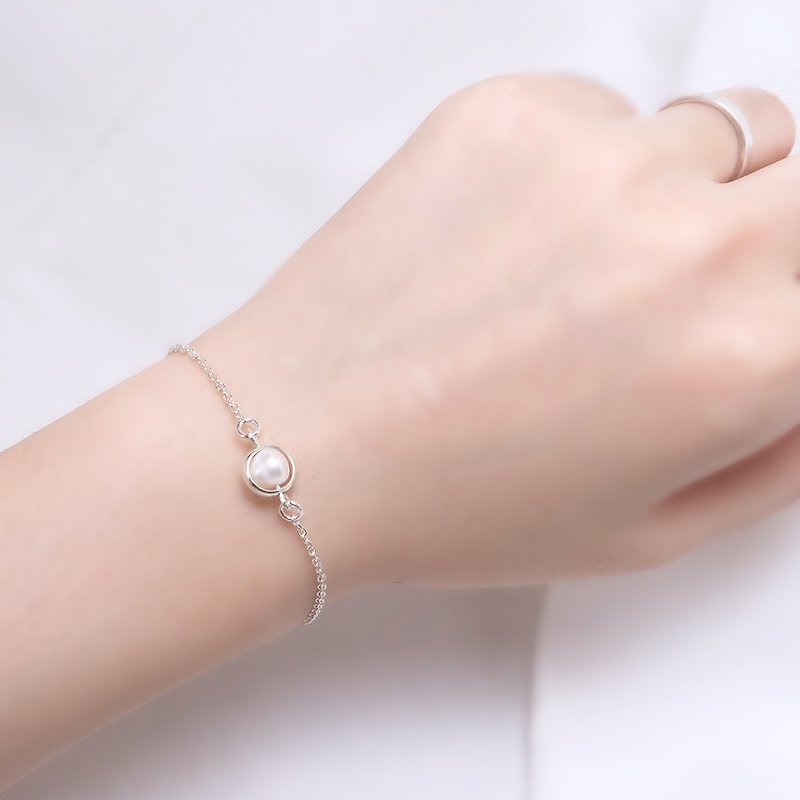 Pearl Iris Bracelet (Large) - 925 Sterling Silver Natural Stone Bracelet - สร้อยข้อมือ - เงินแท้ ขาว