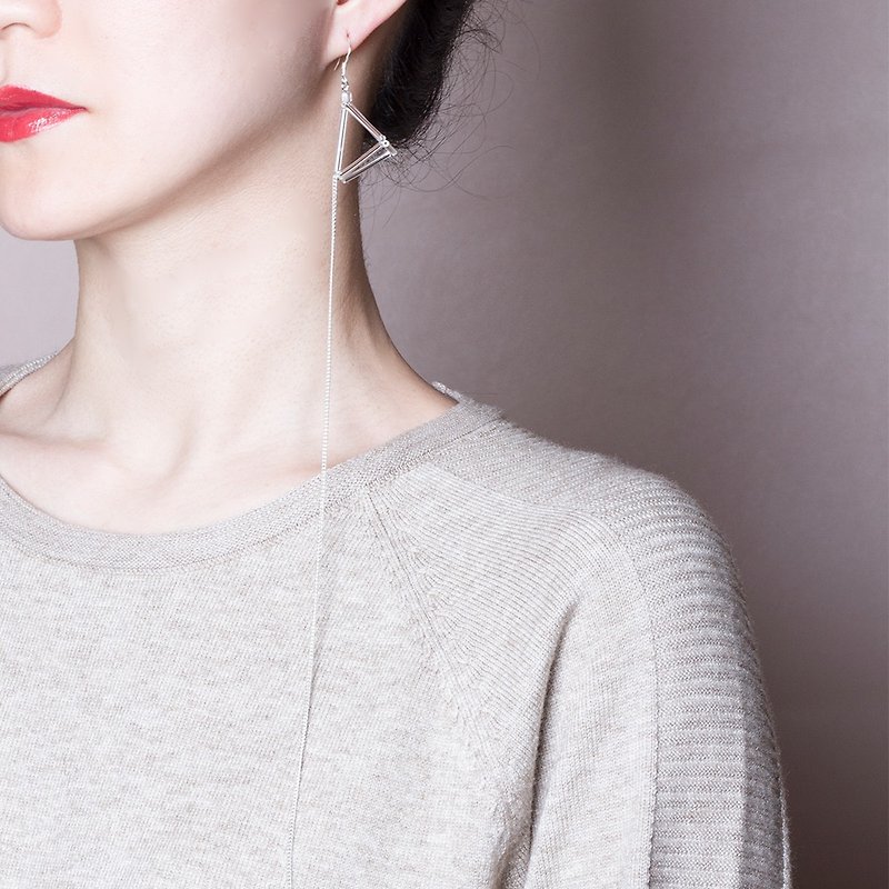 YUNSUO-original design-Triangular geometry silver long tassel earrings single - ต่างหู - โลหะ สีเงิน