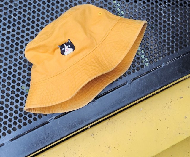 caterpillar bucket hat