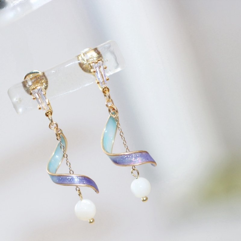 Guardian | Guardian - Earrings & Clip-ons - Resin Blue