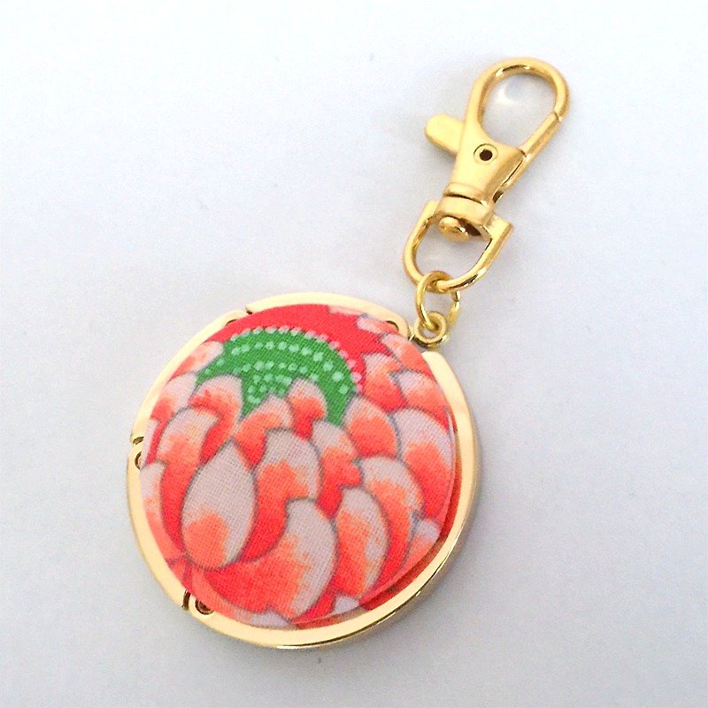 Bag hanger with Japanese Traditional Pattern, Kimono - Charms - Other Metals Orange