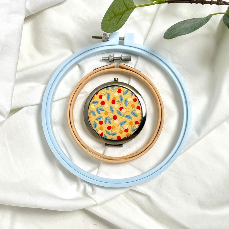 Floral Pocket Mirror - Red Tulip - อุปกรณ์แต่งหน้า/กระจก/หวี - แก้ว สีส้ม