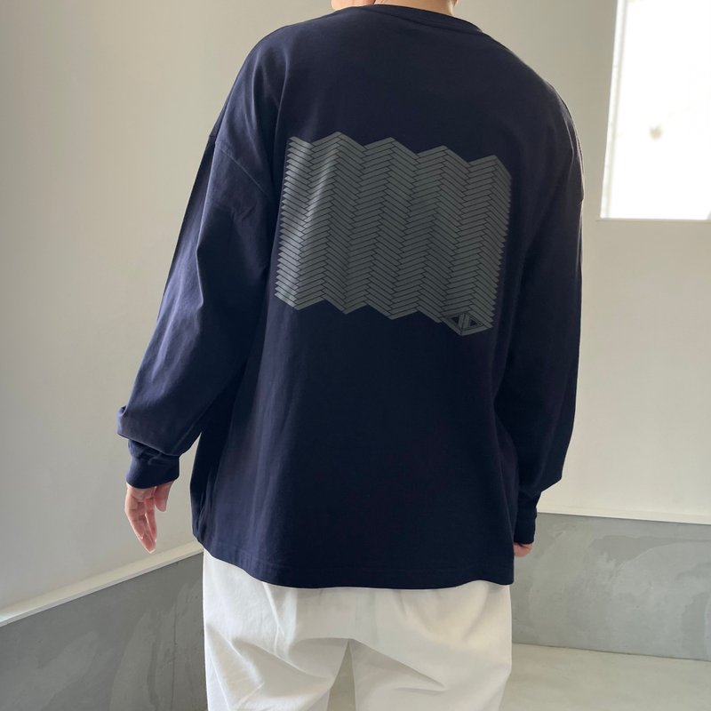 【ユニセックス 】バックプリント ビッグシルエット ロングスリーブTシャツ【ネイビー】 - 女 T 恤 - 棉．麻 藍色