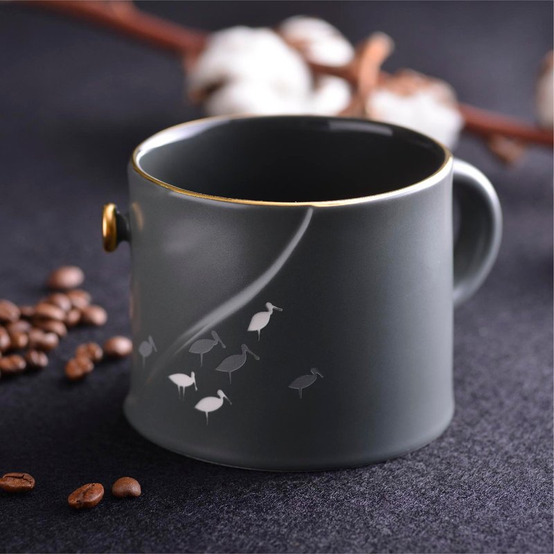 See Zeppelin Foundation Winter Sonata Mug Black See Taiwan Cultural and Creative Goods - แก้ว - ดินเผา สีดำ