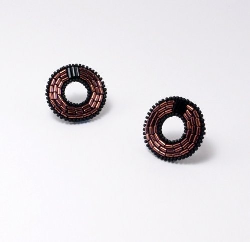 Concentric Circles Embroidery Earrings / Coppery-Red