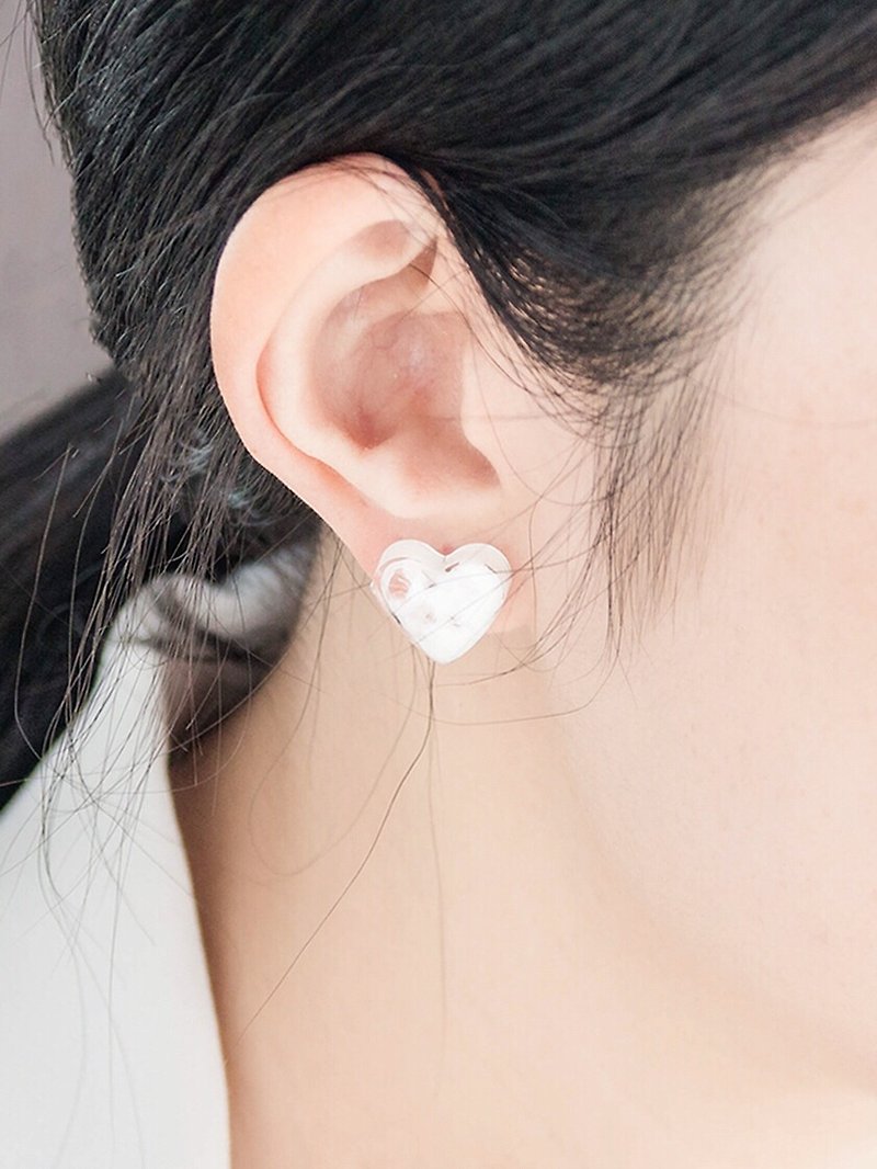 Love heart type ear clip / ear needle pure hand made work 010 - Earrings & Clip-ons - Resin White