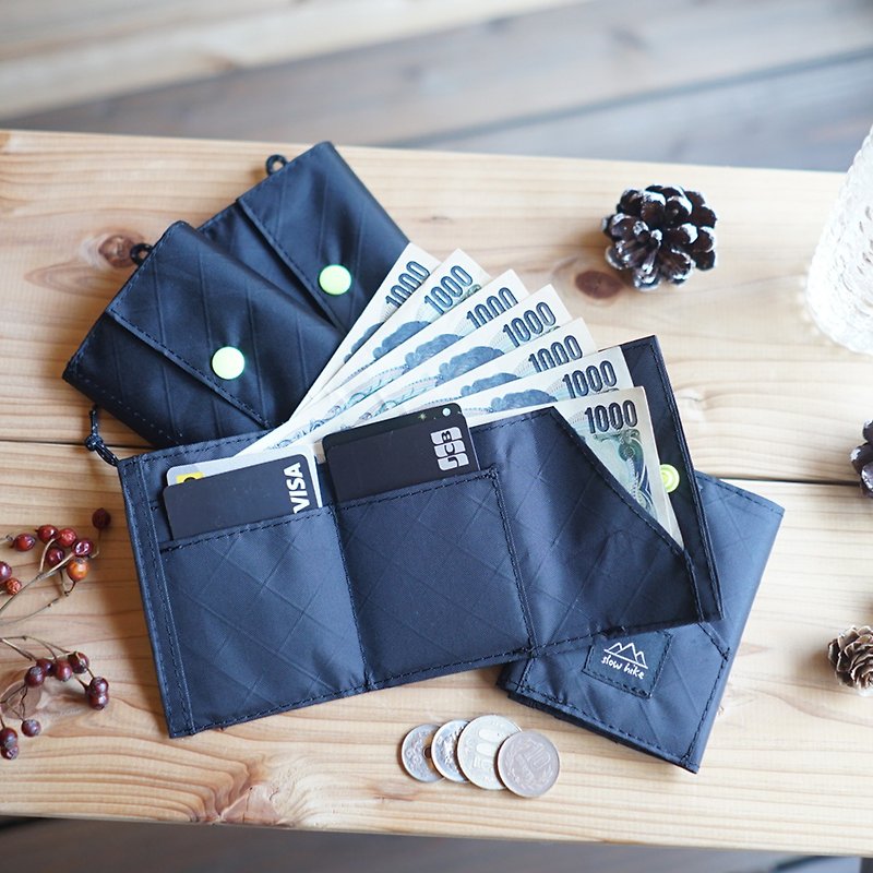 Black×Lemon・Mini hiker wallet/Waterproof and ultra-light mini wallet for outdoor activities such as mountain climbing・slowhike - กระเป๋าสตางค์ - วัสดุอีโค สีดำ