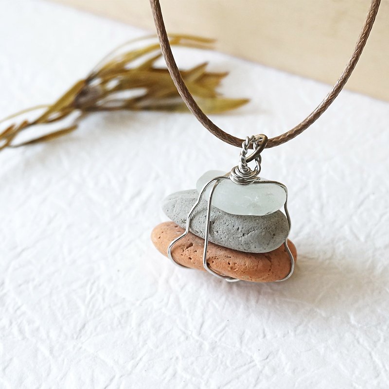 UPCYCLING Eco natural stone, sea glass, necklace- transparent, grey, orange - Chokers - Glass Brown