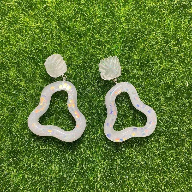 你的耳環 | 彩色亮晶晶的不規則形狀耳環 - 耳環/耳夾/耳骨夾 - 樹脂 多色