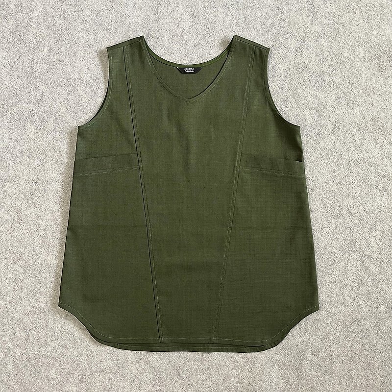 olive green vest - เสื้อกั๊กผู้หญิง - ผ้าฝ้าย/ผ้าลินิน สีเขียว