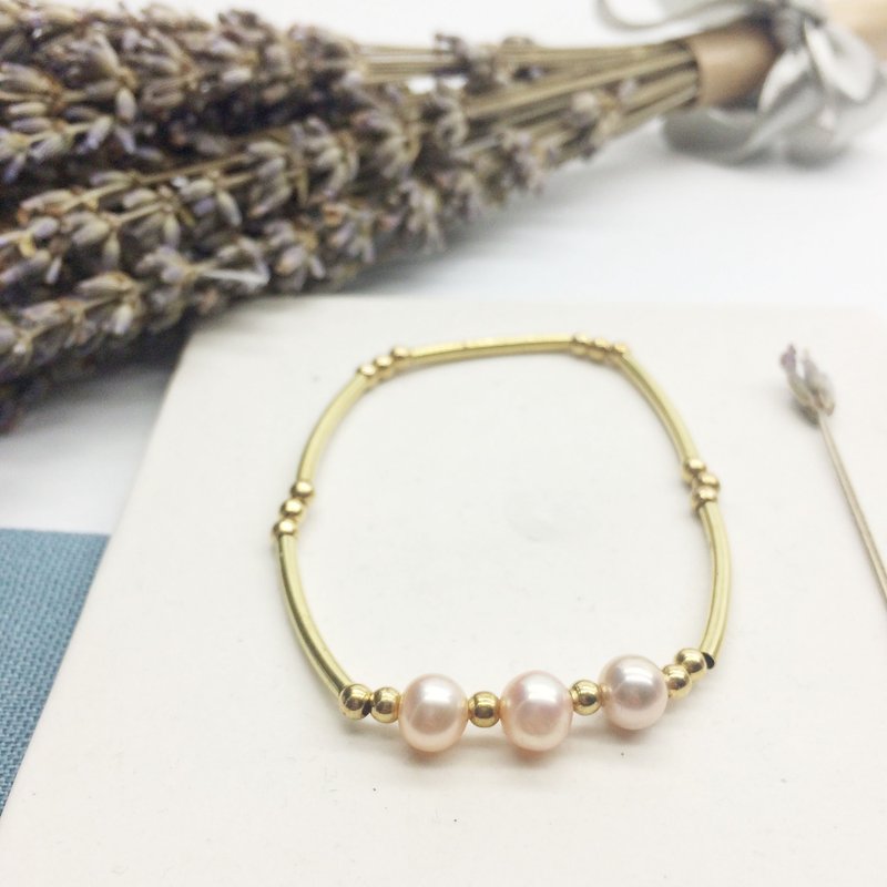 Grocery forests Travelin - low-gray-blue pearl bracelet Bronze - Earrings & Clip-ons - Gemstone Pink