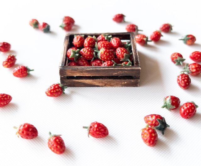 ミニチュア 真っ赤ないちご25個 ミニチュアフード - ショップ