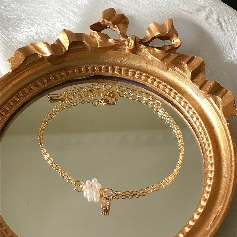 Aristocratic Mini Champagne Gold Small Stone Natural Small Pearl Gold Plated Bracelet Sister Gift - สร้อยข้อมือ - ไข่มุก สีทอง