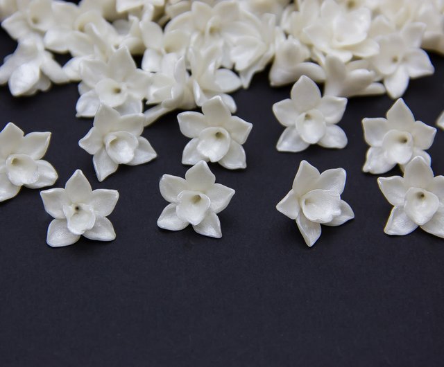 Pearl Lily flowers Beads, Polymer Clay Beads, Lily flowers 2-2.5cm Supplies  bead - Shop FlorenBeads Parts, Bulk Supplies & Tools - Pinkoi