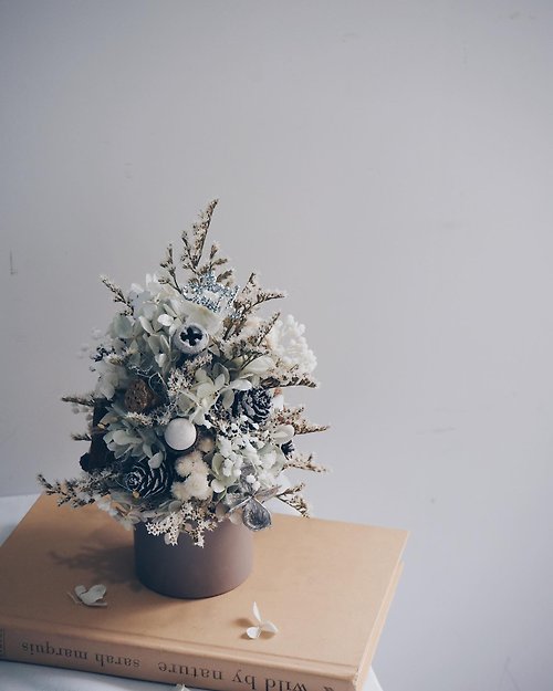Grace Floral Design 【GFD】北歐銀雪聖誕樹-不凋花/花禮