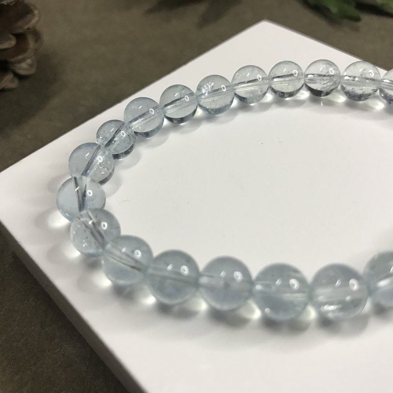 Friendship Stone I Sky Blue Topaz Bracelet I Valentine Gift for Boy and Girl Friends - สร้อยข้อมือ - เครื่องเพชรพลอย 