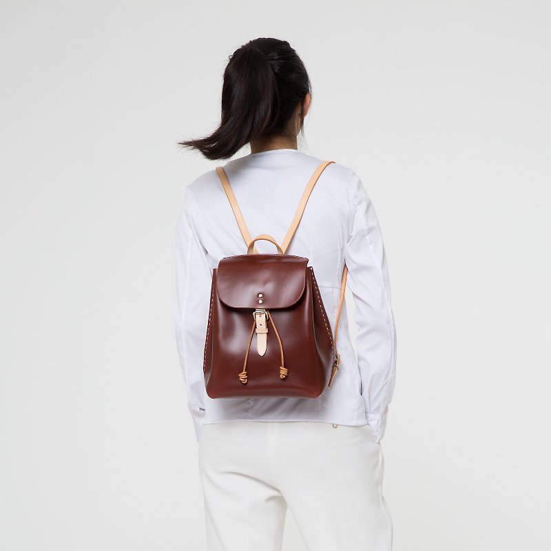 Original handmade vegetable tanned cowhide backpack wild leather shoulder travel backpack female - กระเป๋าเป้สะพายหลัง - หนังแท้ 