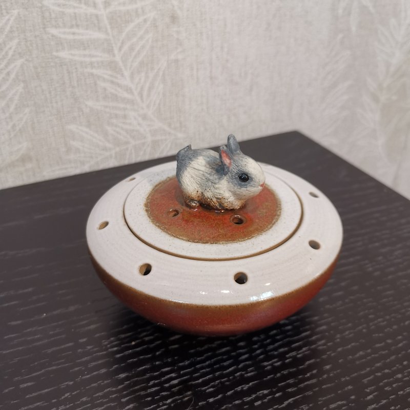手工製作-薰香盒系列-兔子 - 香氛/精油/擴香 - 陶 