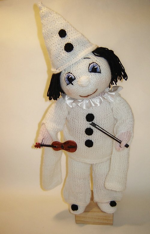 ToysMomClara Handmade art doll Pierrot made of yarn, one of a kind doll, fashion dolls