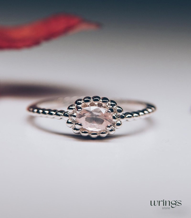 Oval Rose Quartz Ring Silver Beaded Design Solitaire Engagement Ring Unique - แหวนทั่วไป - เงินแท้ สึชมพู