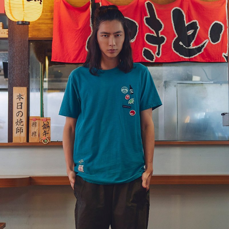 Edo Katsuri Wine Bottle LOGO Short Sleeve T-Shirt - Men's (Green) #衣衣 - Men's T-Shirts & Tops - Cotton & Hemp Green