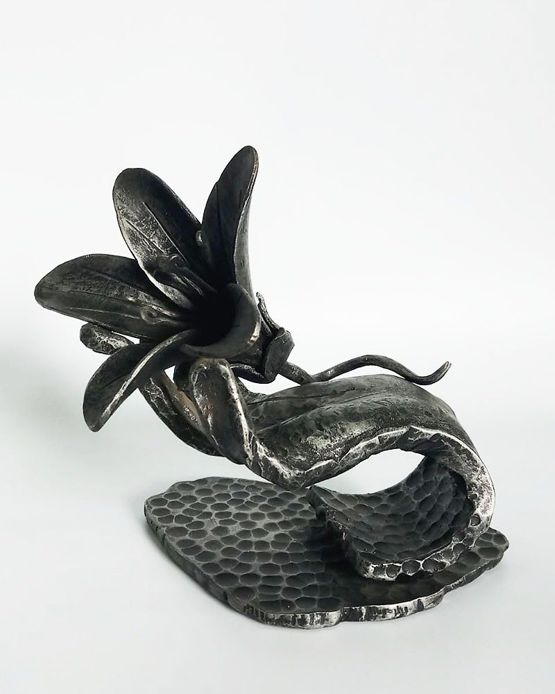 翡翠の手で香りのよい手作りの模造錬鉄製の装飾品。装飾 - 置物 - 金属 