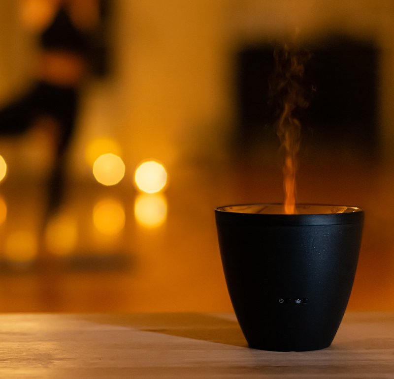Switzerland【Stadler Form】Exclusive Healing Candle Light Water Oxygen Machine Zoe Matte Black - Fragrances - Other Materials Black