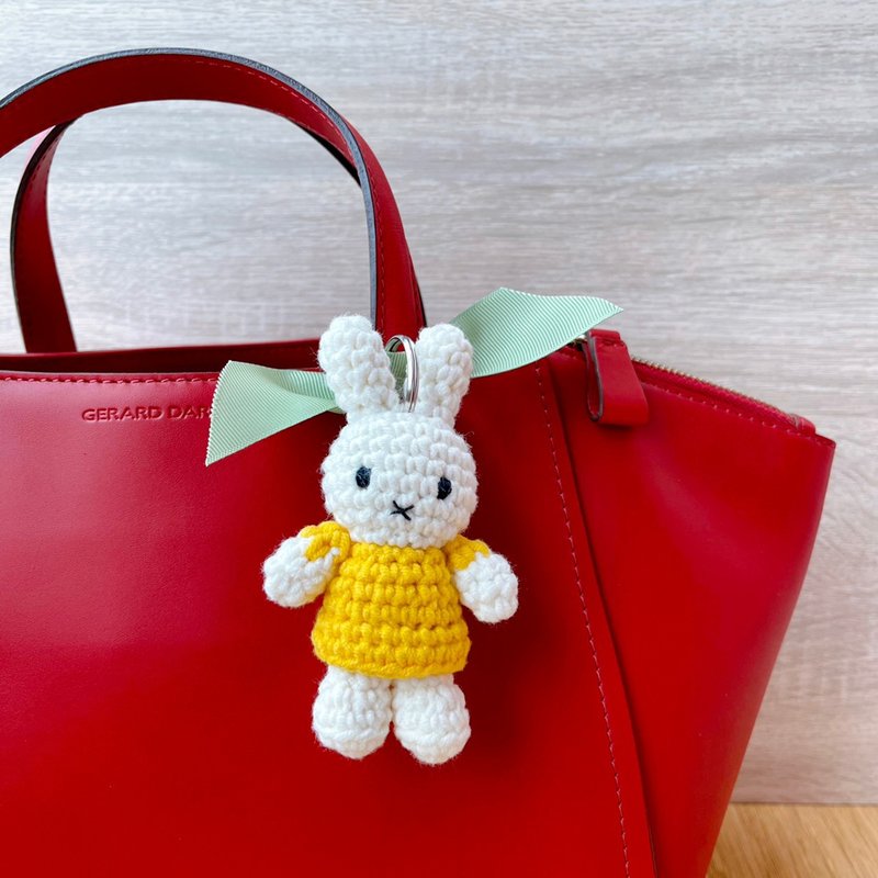 Just Dutch | Miffy 米飛兔 手工編織 黃色 鑰匙圈 吊飾 掛飾 - 鑰匙圈/鑰匙包 - 棉．麻 黃色