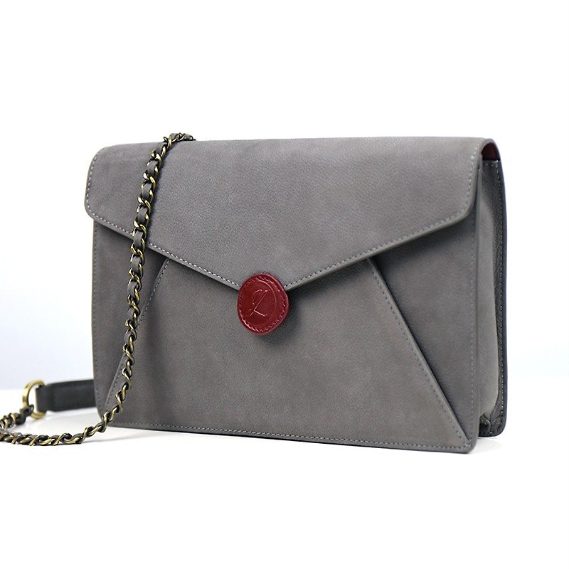 HANDOS X LI You group jointly design Invitation Chain Shoulder Clutch light gray - Clutch Bags - Genuine Leather Gray