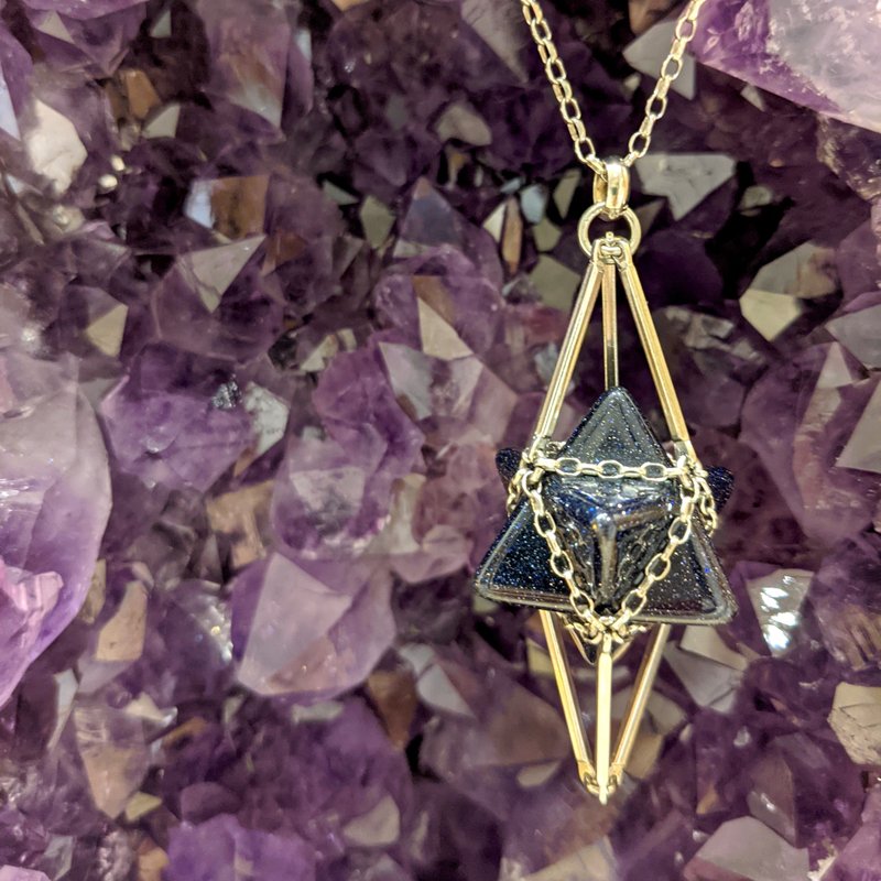 【Merkaba】梅爾卡巴項鍊/ 藍砂石/ 純銀/皮繩頸鏈 - 項鍊 - 半寶石 藍色