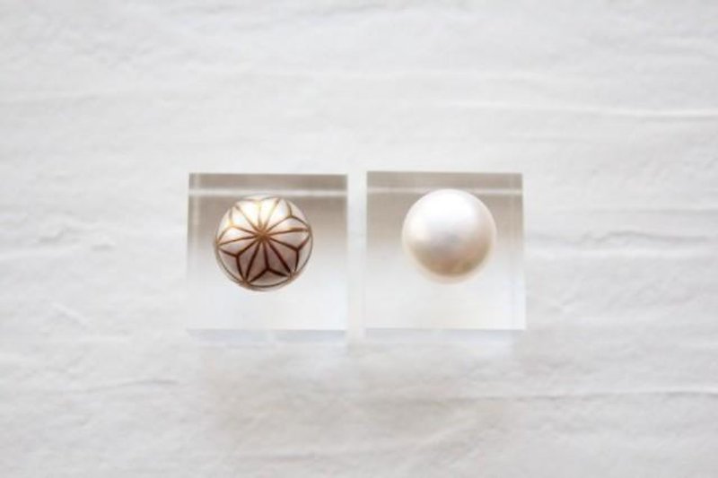 MAKIE Pearl Earrings / Japanese Pattern_Hemp Leaf - Earrings & Clip-ons - Other Metals 