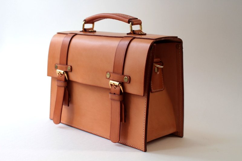 MOOS One Shoulder Vintage Box Italian Vegetable Tanned Saddle Leather Camera Bag Primary Color - Messenger Bags & Sling Bags - Genuine Leather Orange