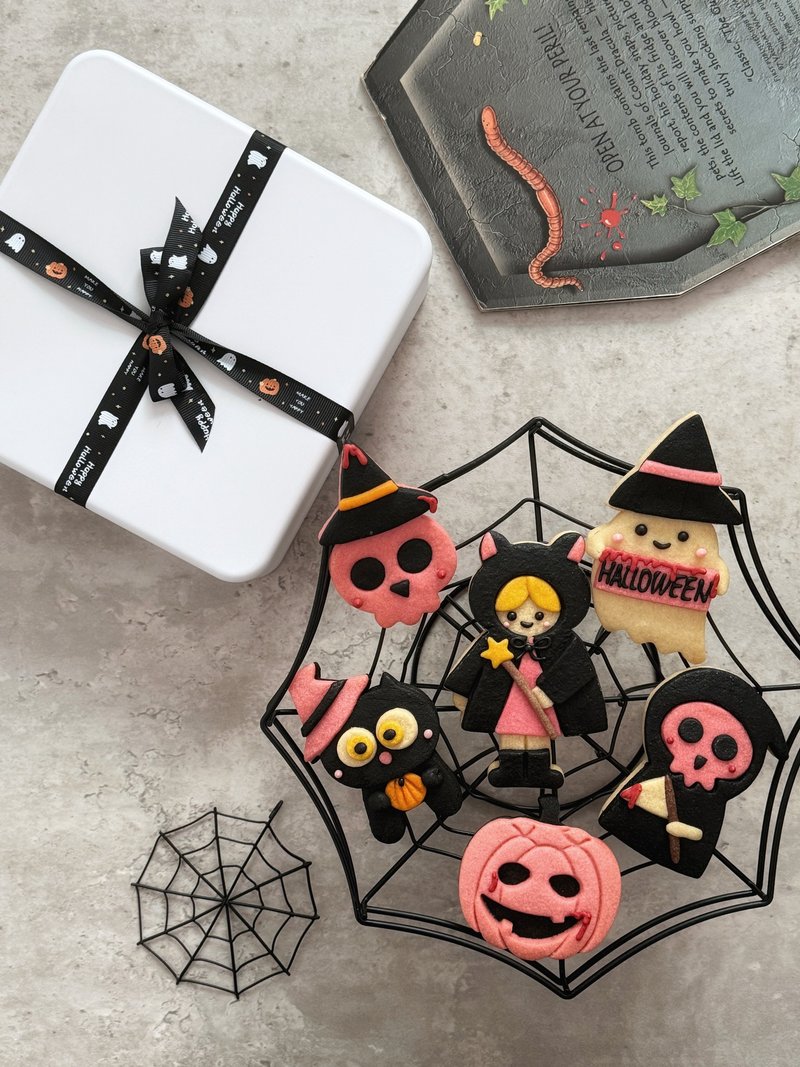 Ships on 10/28. Halloween cookies. Cat Witch 6-piece set. S-cookie original - คุกกี้ - อาหารสด หลากหลายสี