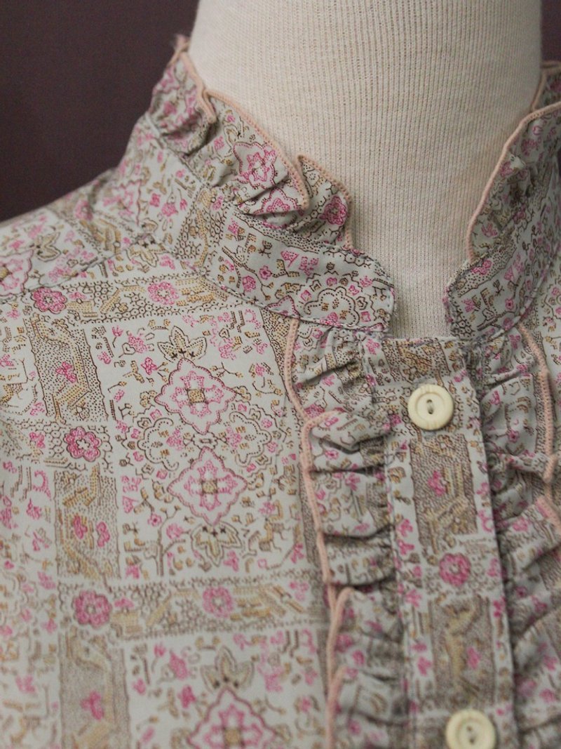 復古日本製典雅幾何圖騰立領粉灰色長袖古著襯衫 Vintage Blouse - 連身裙 - 聚酯纖維 灰色