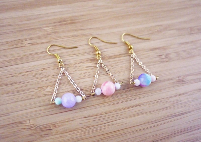 [Moonlight] Jade Bead Handmade Earrings - Earrings & Clip-ons - Other Materials Multicolor