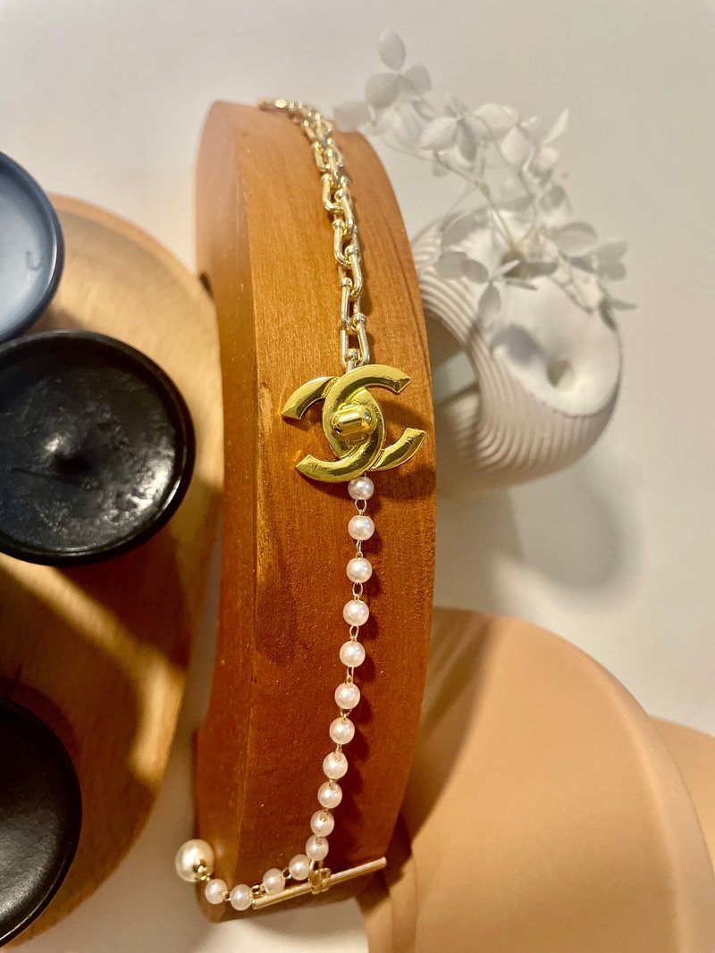 One of a kind - Handmade 14K Golden Bracelet with Stamped Chanel Vintage Button - Bracelets - Other Metals Gold