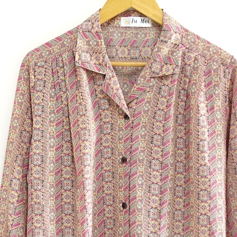 │Slowly│ pink bubble - vintage shirt │vintage. Retro. Literature - Women's Shirts - Polyester Multicolor