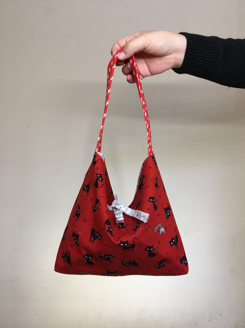 Cotton & Hemp Other Red - My-Mom-Made small reversible hobo handbag with overall cats graphic